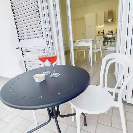 Four White * 아제롤라