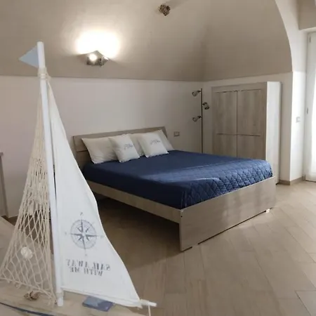 Four White Apartment Agerola