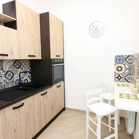 Four White Apartment Agerola