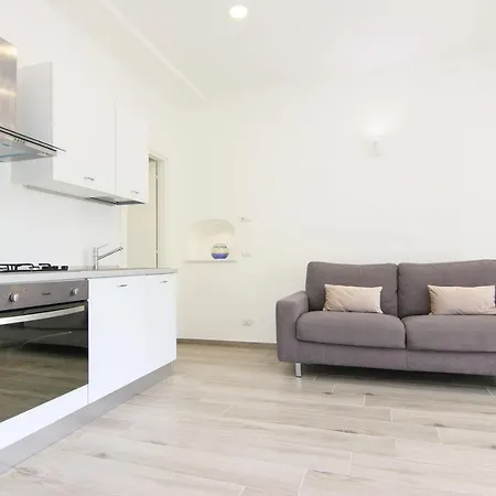Four White Apartment Agerola