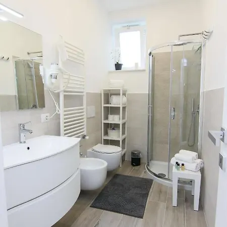 Four White Apartment Agerola